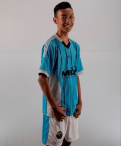 Baju Bola dan kostum futsal